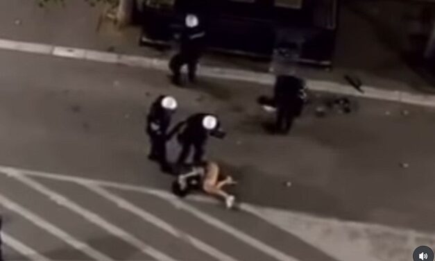 A szerbiai elnyomásról rendezett kiállítást az Európai Parlamentben a Demokrata Párt