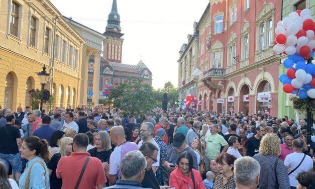 Harmadszor tartott blokádellenes tüntetést Szabadkán a Szerb Haladó Párt