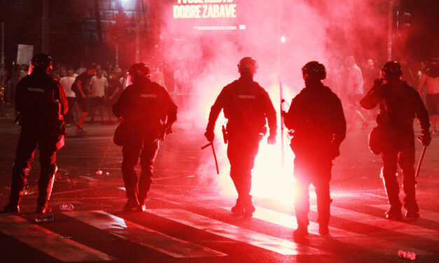 Európai Zöldek: Vučić rendszere teljesen autokratikus pályára lépett