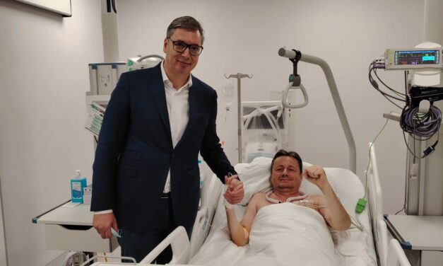 Vučić meglátogatta Glišićet: Darko megtörhetetlen