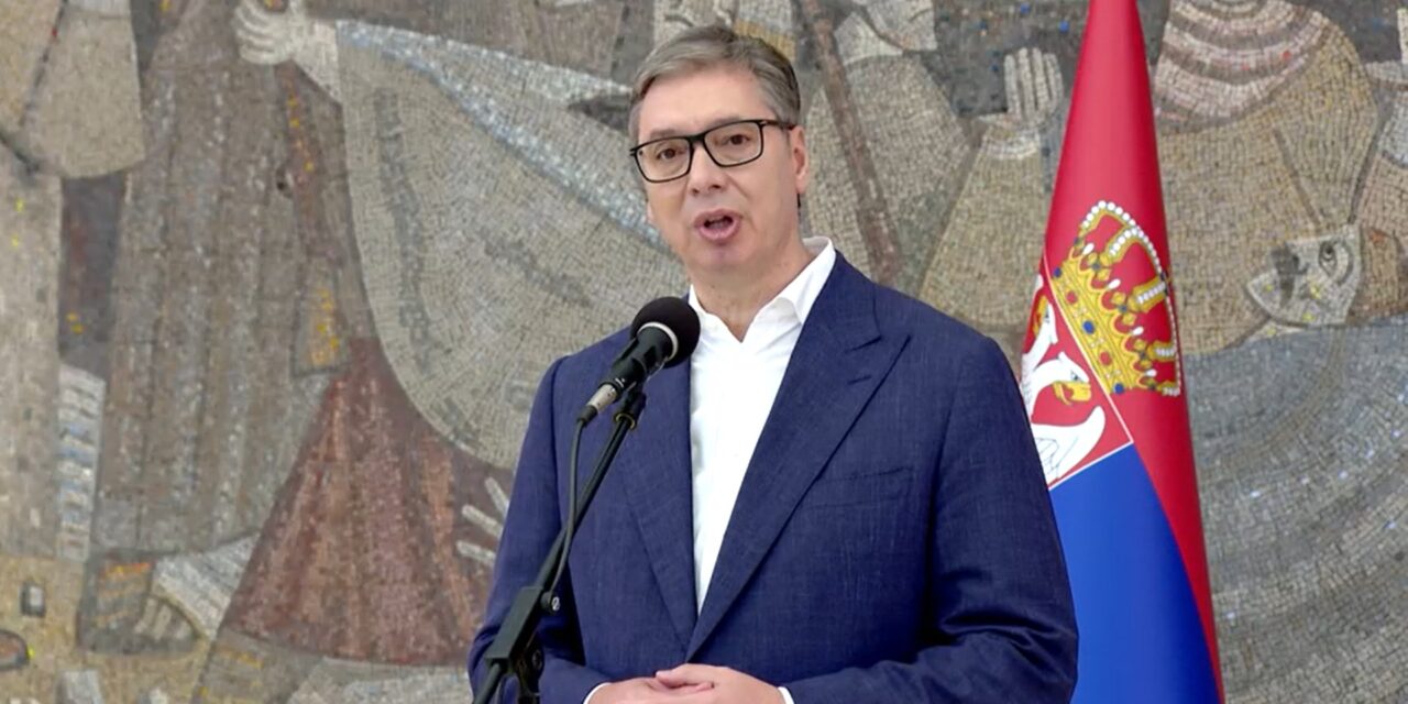 Vučić New Yorkból: Világos, hogy a közeljövőben sok problémával kell majd szembenéznünk