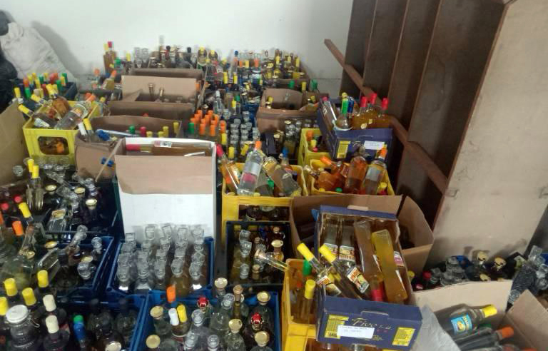 Országos razzia a szürkegazdaság ellen – száz gyanúsított, közel 250 milliós kár az államnak