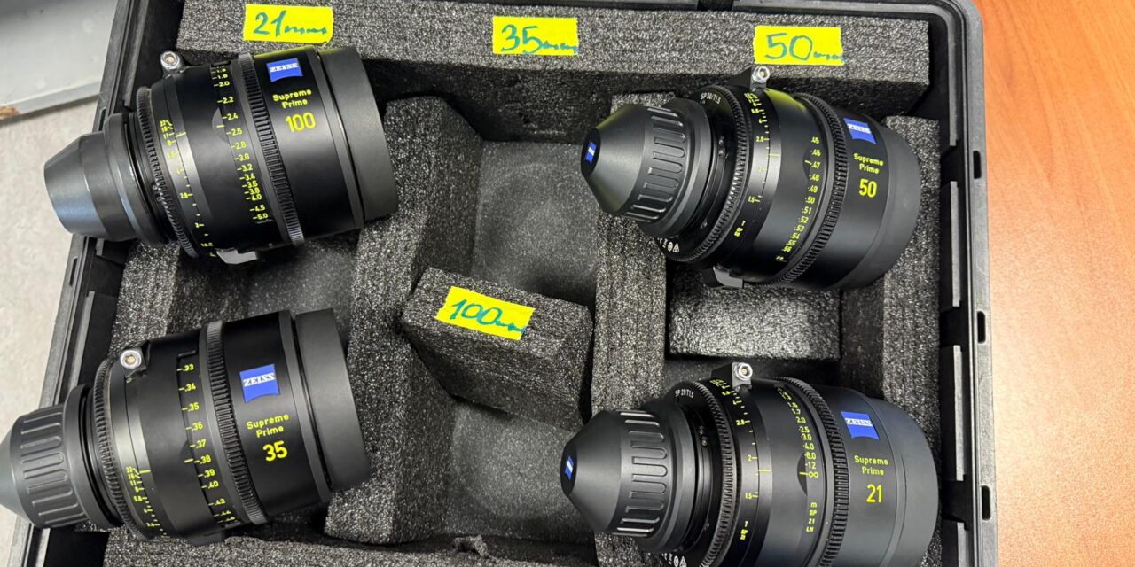 Több mint ötvenezer euró értékű fotófelszerelést foglaltak le a vámosok