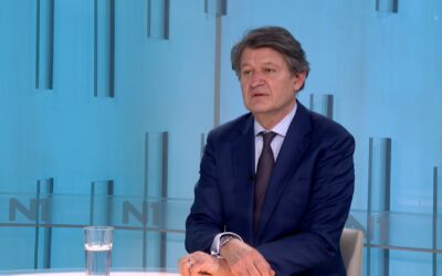 EP képviselő: Az Európai Bizottság túl elnéző Vučićtyal szemben