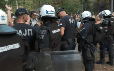 Országszerte párhuzamos tüntetések a rezsim mellett és ellen