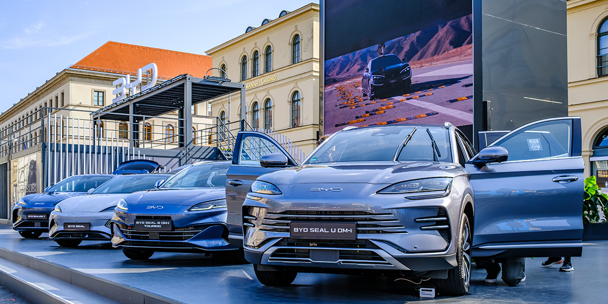 <span class="entry-title-primary">Az első kínai Volkswagentől a mai „álomkocsikig”</span> <span class="entry-subtitle">Egy vajdasági magyar „vitte” Kínába a német autóipart – Azóta sok minden megváltozott</span>