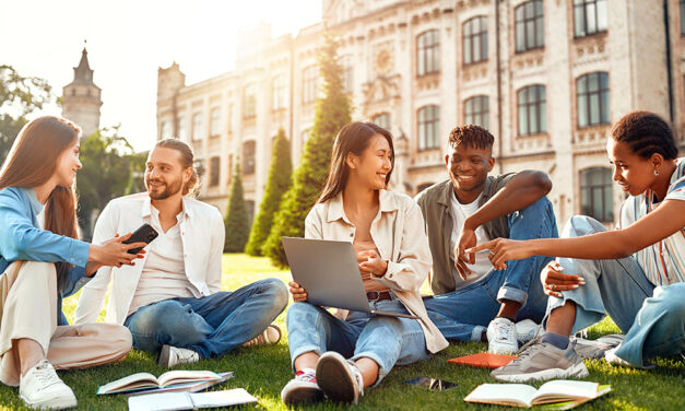 Középiskolába még Vajdaságban, egyetemre már máshol