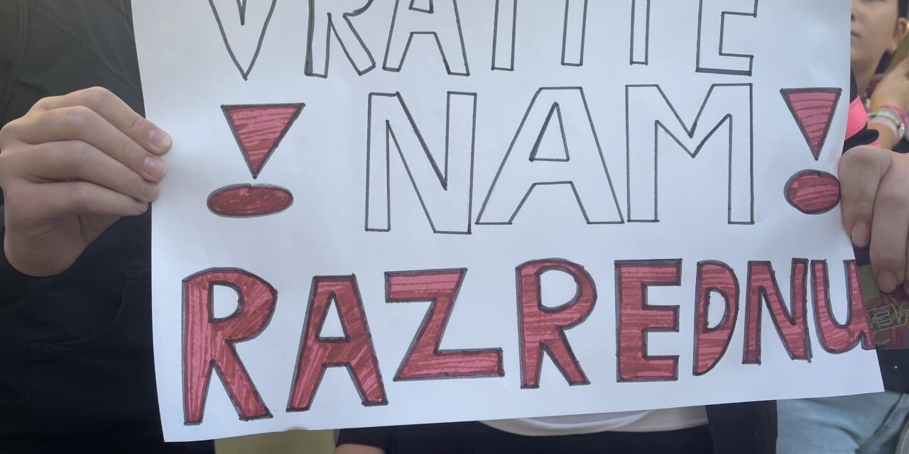 „Adják vissza az osztályfőnökünket!”