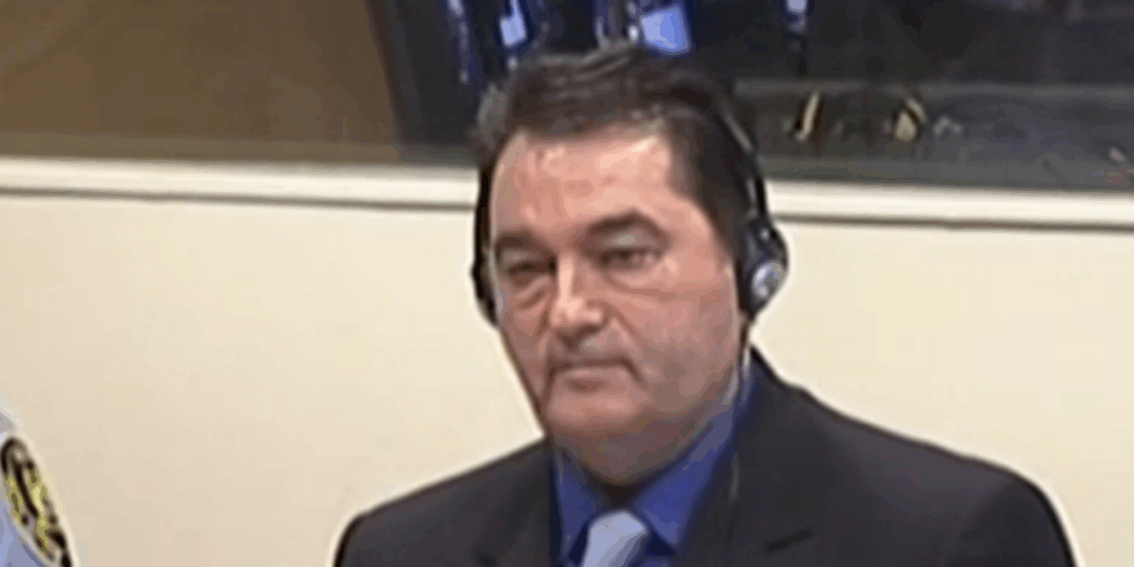 Kormányzati géppel érkezik Belgrádba az elítélt háborús bűnös