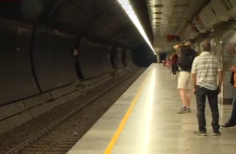 Alagútban rekedt a pancsovai személyvonat