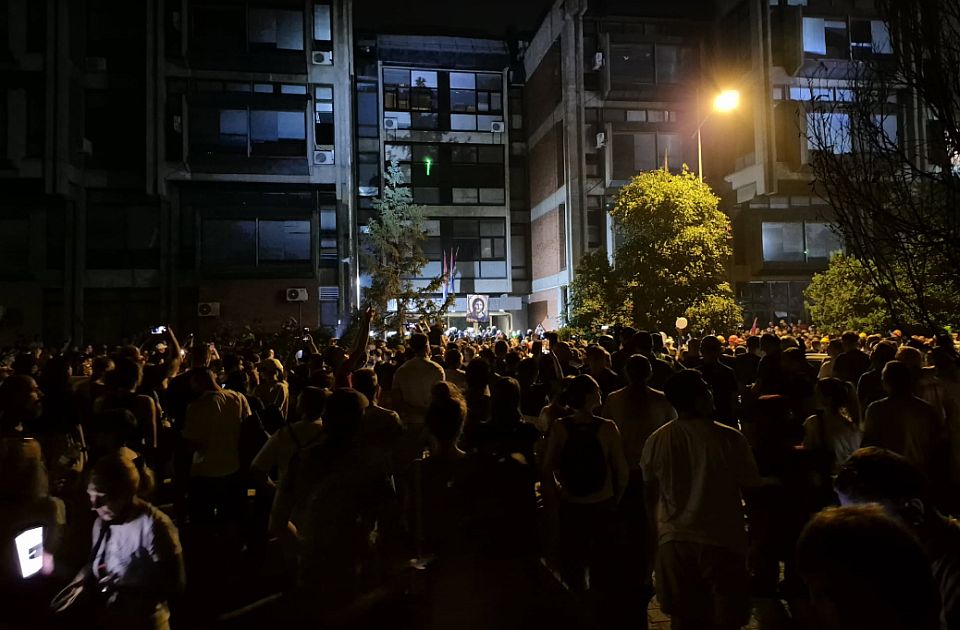 Feszült a helyzet a bölcsészkarnál