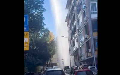 Gejzír tört föl a fővárosban