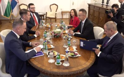 Pásztor Bálinttal és Siniša Malival is tárgyalt Szijjártó Péter Belgrádban