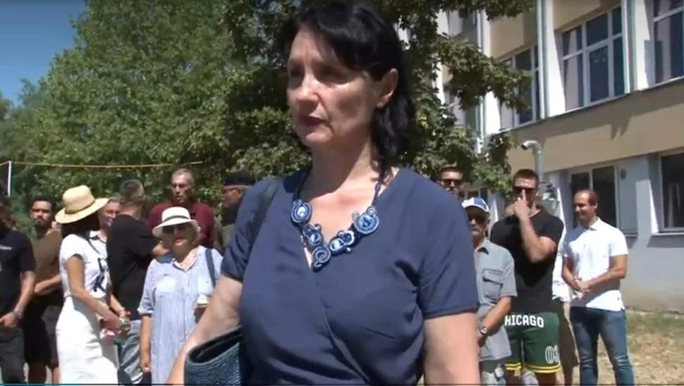 Visszahelyezte állásába a bíróság a kirúgott tanárnőt