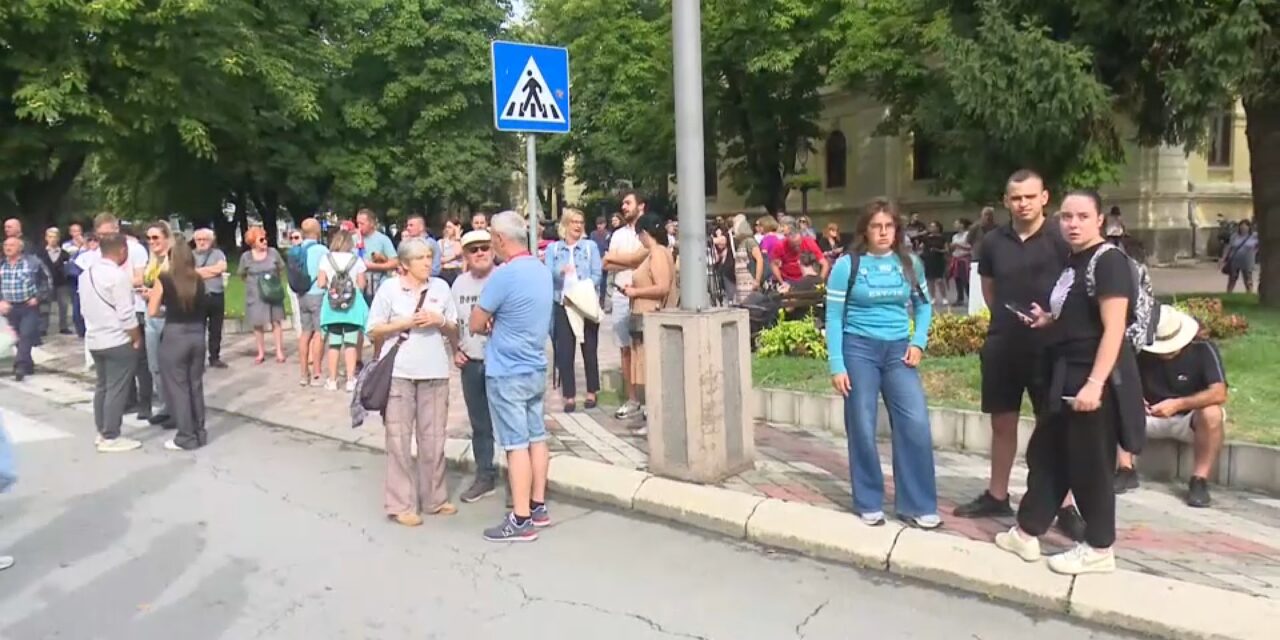 Ideiglenes városvezetés felállítását és új választásokat követelnek a zaječariak