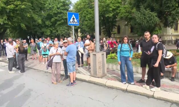 Ideiglenes városvezetés felállítását és új választásokat követelnek a zaječariak