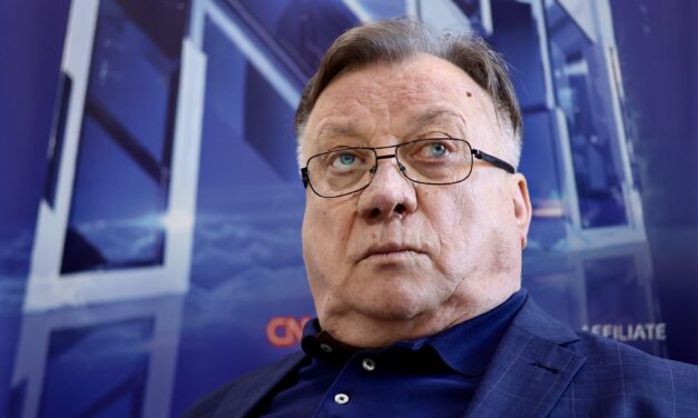 Utcát neveznének el Halid Bešlićről Szarajevóban