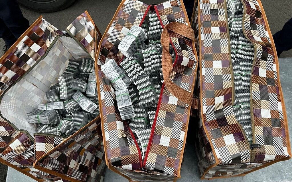 Csaknem százezer darab Bensedin tablettát foglaltak le Horgoson