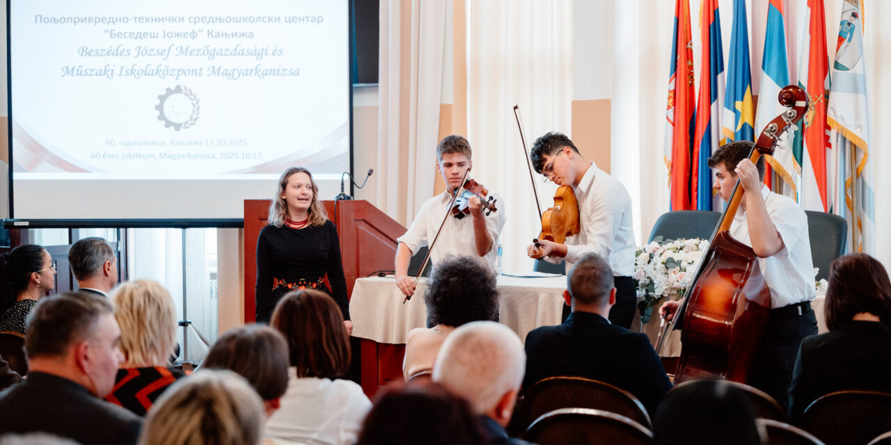 Hatvan éve az oktatás szolgálatában