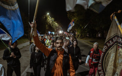 Pánik Inđijában: Még a sátrak árusítását is megtiltották a városban Nem lesz tartálykocsi ivóvízzel, de mobilvécé sem, a hatalom a saját fiataljaival "háborúzik"