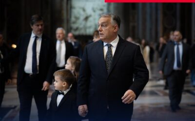 Az unokáival ment a Vatikánba a miniszterelnök