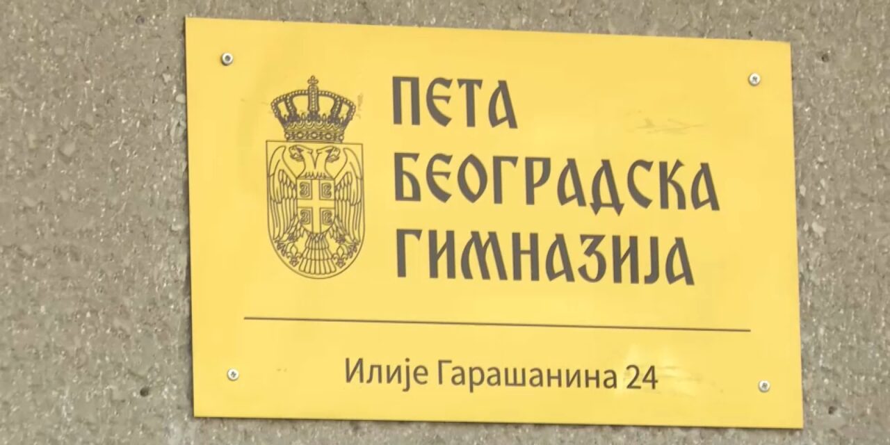 A szülők szerint nem fenyegeti veszély a belgrádi gimnázium igazgatónőjét