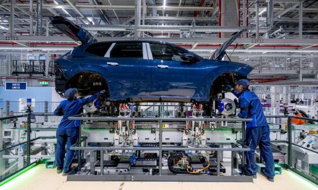 Ennyi a kezdő fizetés a debreceni BMW-gyárban