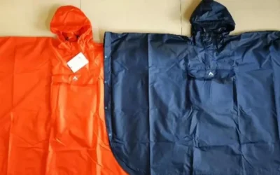 Fulladást okozhat – visszahívják a gyermekeknek készült esőkabátot