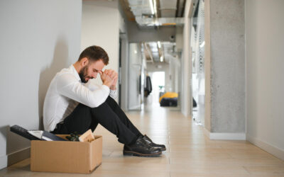 A foglalkoztatottság 51,3, a munkanélküliség 8,2 százalék Csaknem 2,5 millióan a munkaerőpiacon kívül vannak