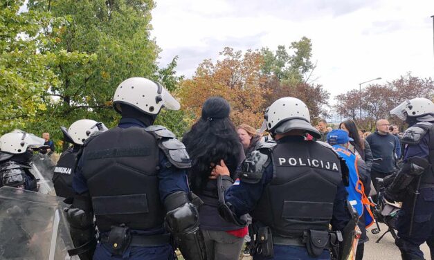 Minden eddiginél brutálisabban bánt a rendőrség az újságírókkal szombaton