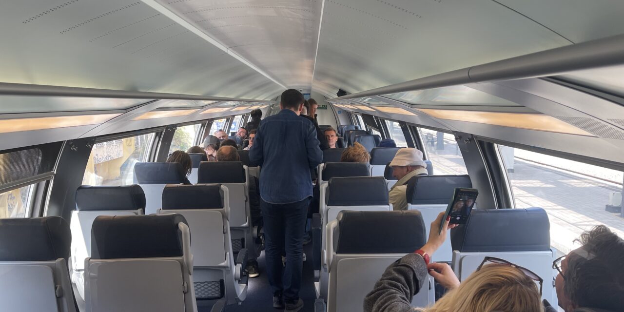 Lázár: Március közepén megindulhat a személyforgalom Budapest-Belgrád vasútvonalon