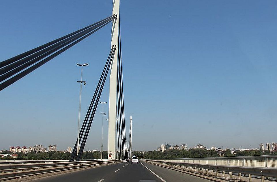 Reggelre megnyitották a Szabadság hidat és a mišeluki alagutat