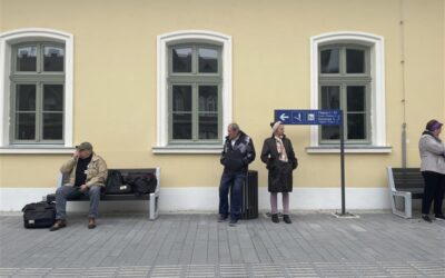 Több mint egy év múlva lehet majd csak használni a szabadkai és a topolyai vasútállomást