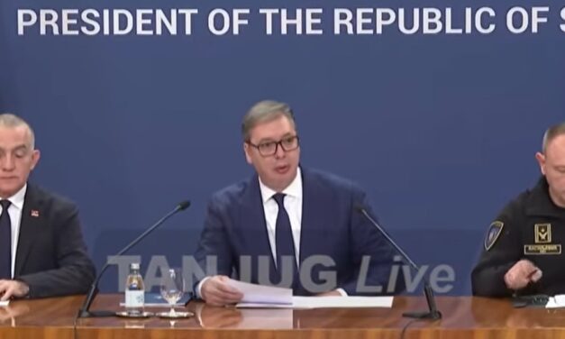 Vučić szerint terrorcselekmény történt a parlament előtt