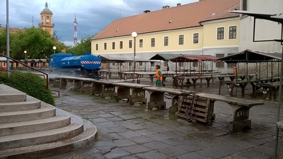 Minden éjszaka törtek-zúztak a fiatalok a piacon