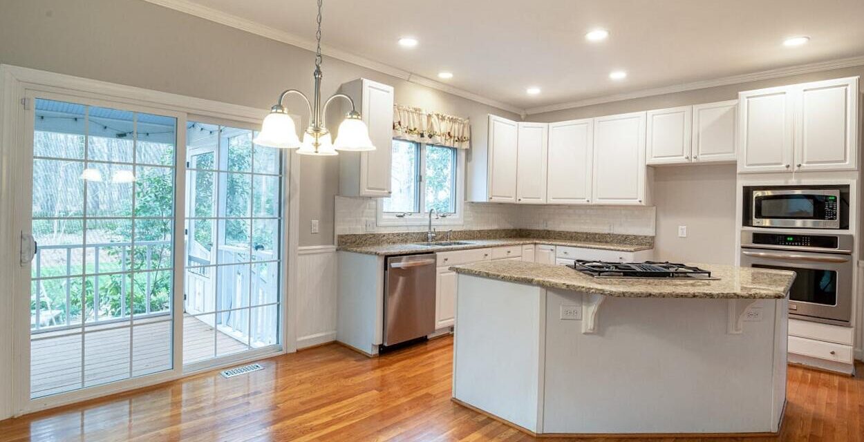 Ingatlanbefektetés kezdőknek: biztonságos út a stabil nyereség felé