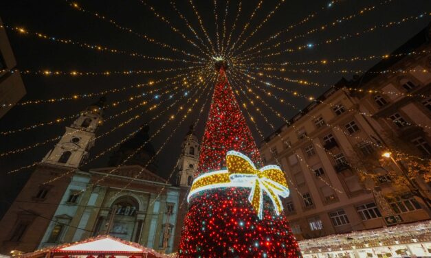 Gyönyörűek a magyarországi adventi vásárok, de mélyen kell a zsebébe nyúlni annak, aki a hangulatukat érezni szeretné