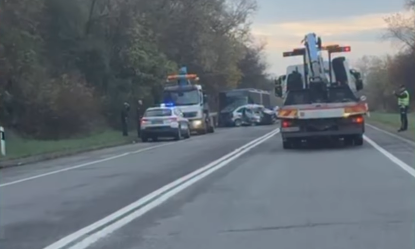 Videófelvételen a reggeli halálos baleset helyszíne