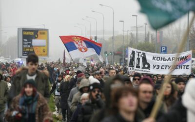 Egy éve támadták meg a rezsim verőemberei a belgrádi Drámaművészeti Kar hallgatóit és tanárait