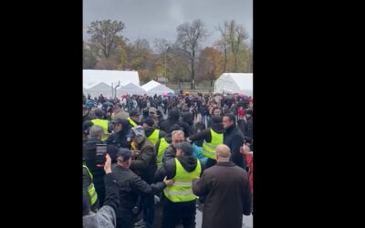 SRCE: A rendőrség közölje, azonosította-e már a képviselők támadóit, és miért reagált késve