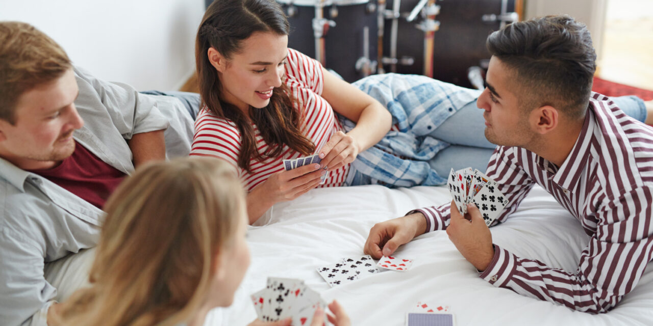 <span class="entry-title-primary">Miért marad fontos a játék felnőttkorban is? – Családi esték kvízek és egy kis kaszinóhangulat</span> <span class="entry-subtitle">Miért marad fontos a játék felnőttkorban is a családban?</span>