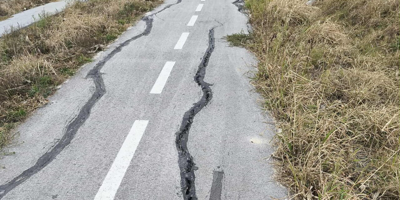 Széthullik az egy éve, félmillió euróból épített kerékpárút Bácsföldváron