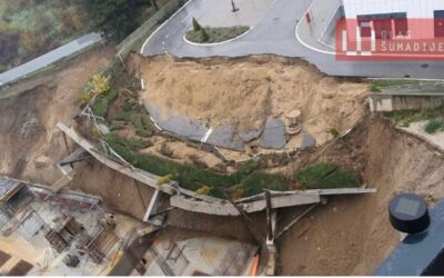 Építőmérnök: A földcsuszamlás miatt veszélyben vannak a környező épületek és a Kiválósági Központ is