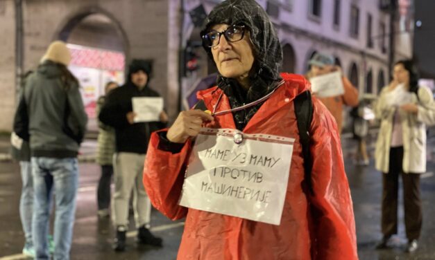 Szabadkán is tüntettek Dijana Hrka mellett