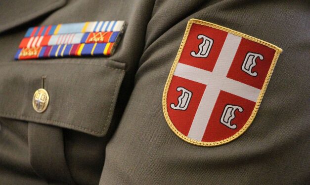 Ténylegesen is a fegyveres erők legfelső parancsnoka lesz az államfő