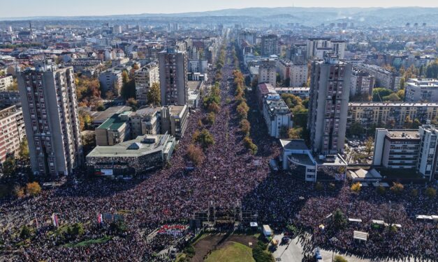 Világsajtó az újvidéki megemlékezésről: A baleset, ami a korrupció szimbólumává vált