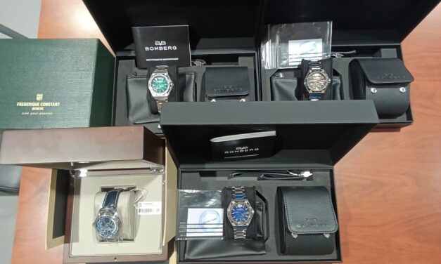 Csaknem százezer euró értékben foglaltak le luxusórákat a vámosok (Fotók)