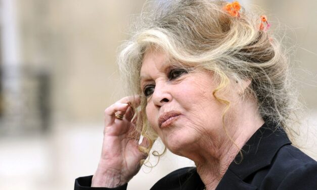 Elhunyt Brigitte Bardot