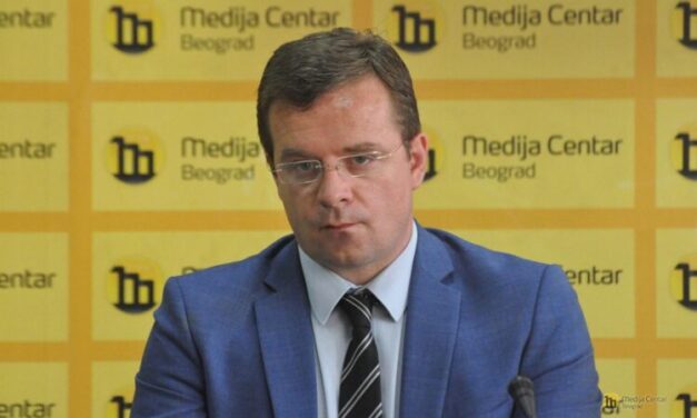 Letartóztatták Čedomir Stojković ügyvédet