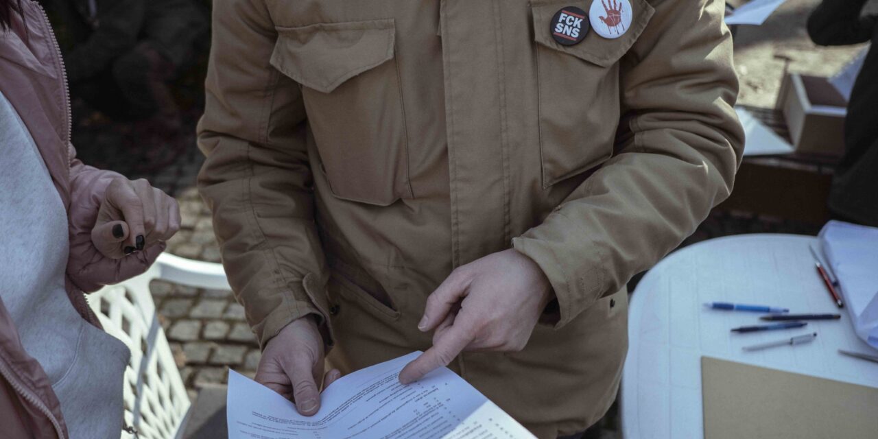 Emlékeznek ki gyűjtött 700 ezer aláírást huszonegy nap alatt?